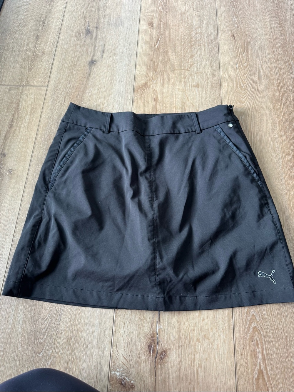 PUMA Sport Lifestyle Solid Black Golf Tennis Skort Skirt w/ Pockets Size 8
